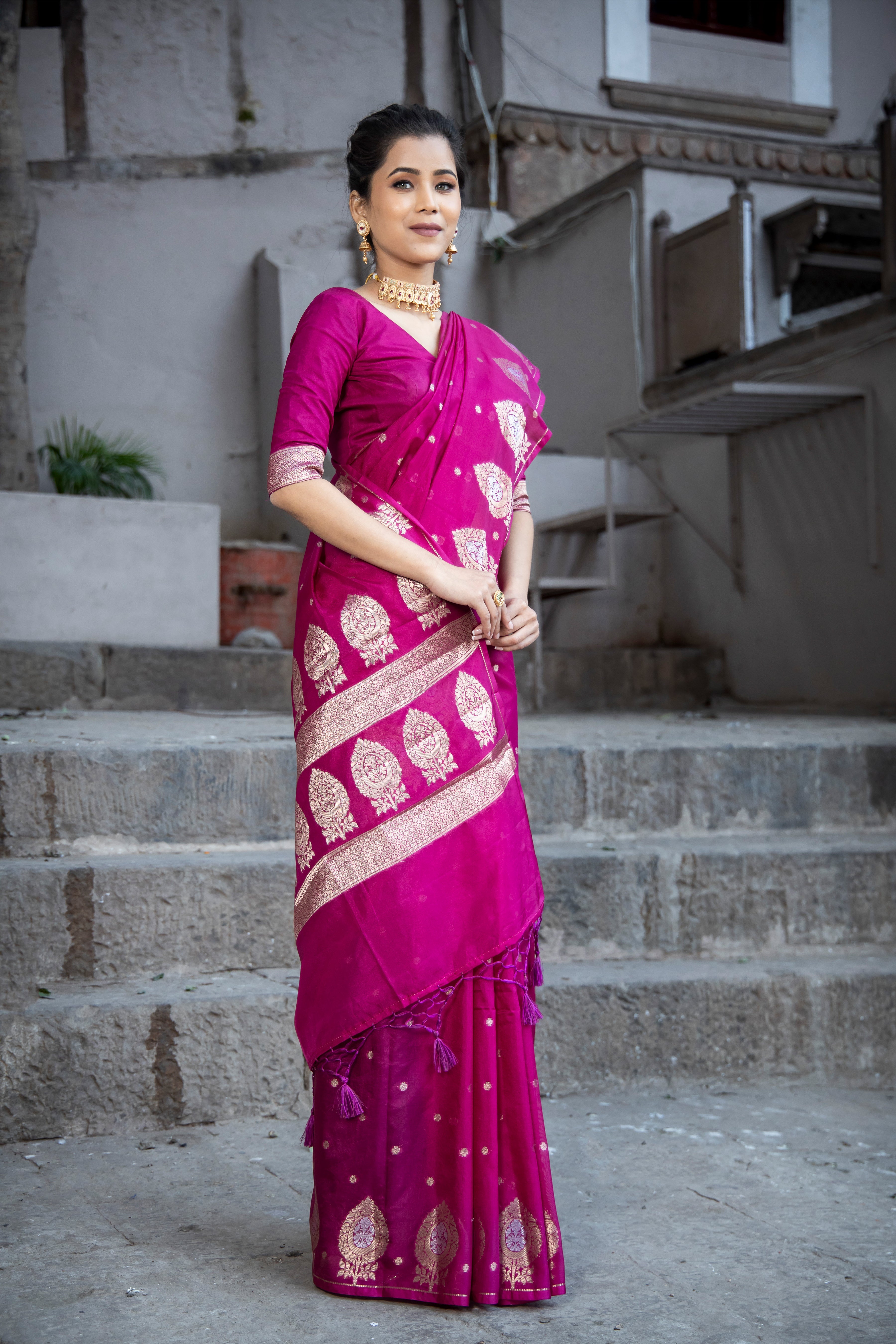 Magenta Pink Alfi Motif Banarasi Zari Border Saree And Pallu