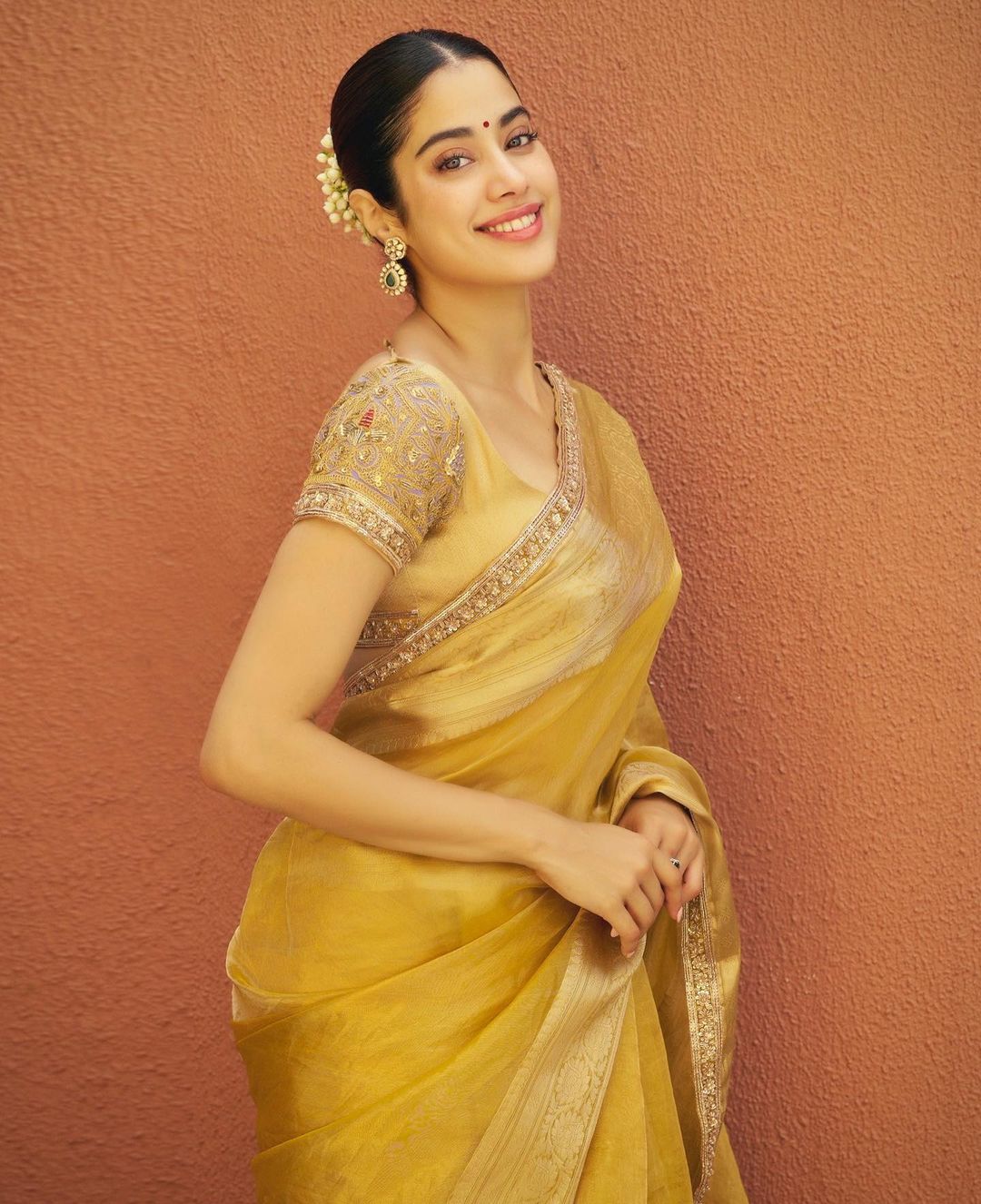 Janhvi Kapoor Inspired Gold Zari Soft Tissue Silk Saree with Handmade Cutwork Laces