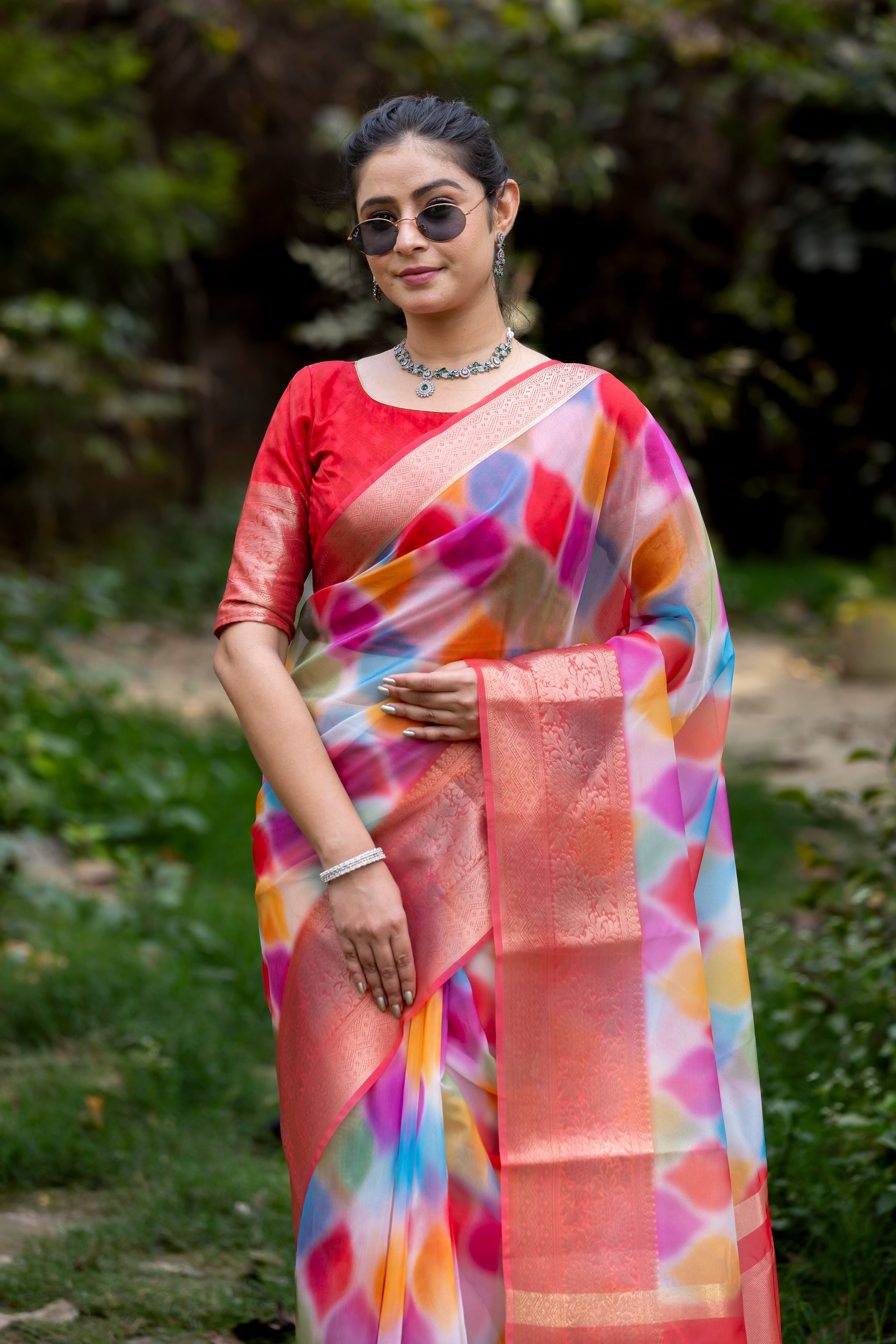 Vibrant Candy Organza Silk Saree with Banarasi Zari Border | Mesmerizing Blur prints