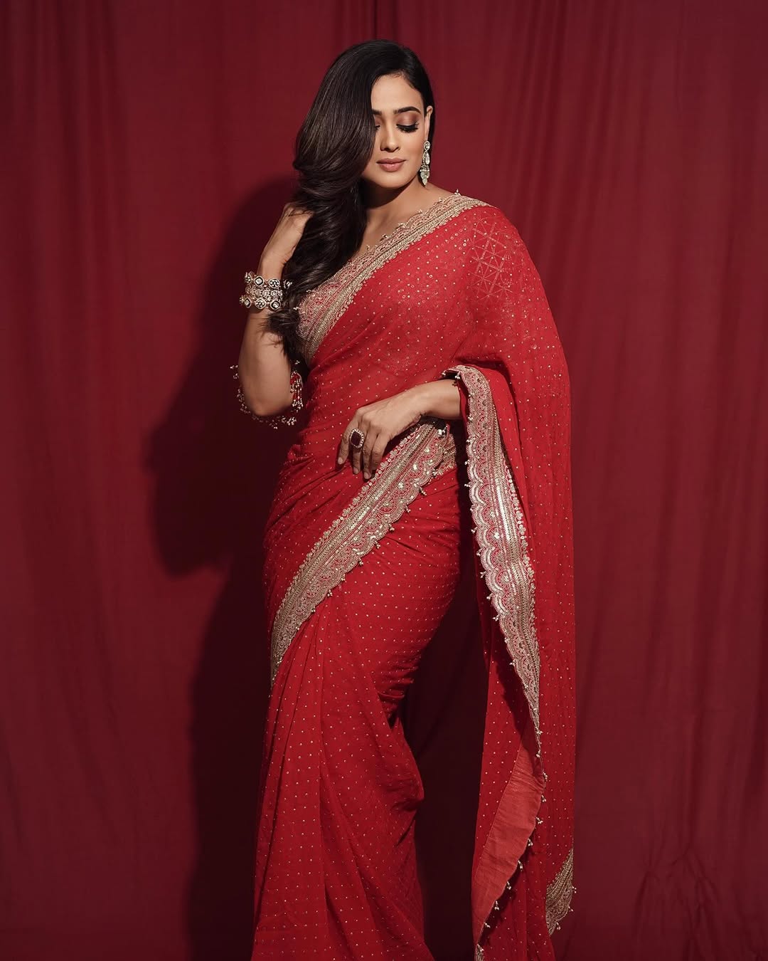 Shweta Tiwari Inspired Designer Georgette Saree With Embroidered Blouse Free Size